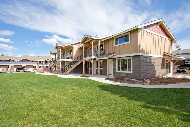 Building Photo - Parks on the Green Apartments