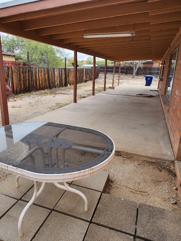 Building Photo - 9660 E Quail Pl