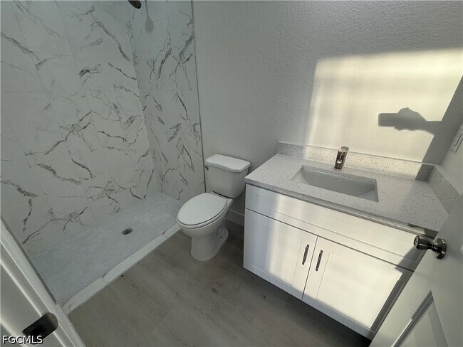 Building Photo - 227 Hightower Ave S