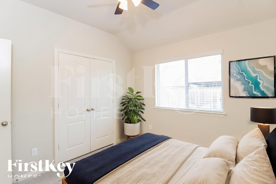 Building Photo - 2865 Evening Mist Dr