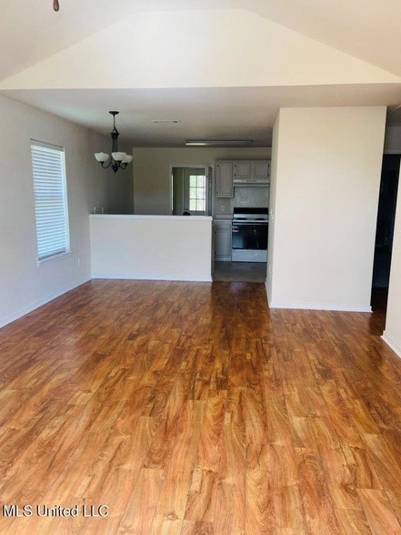 Building Photo - 473 Mockingbird Cir