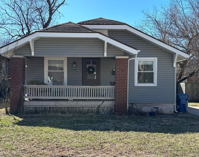 Near Campus 1140 E Meadowmere St Springfield MO 65807 Apartment Finder