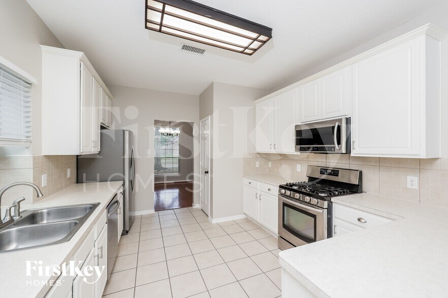 Building Photo - 13202 Bufflehead Ct