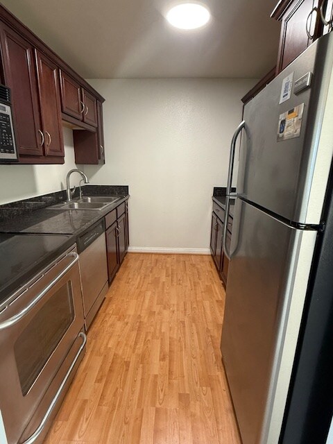 Building Photo - 5252 Orange Ave