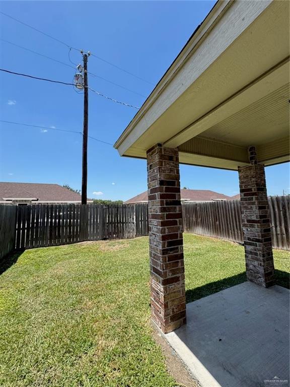 Building Photo - 209 W Mile 14 1/2 N