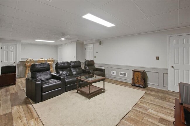 Building Photo - 1445 Land O Lakes Dr