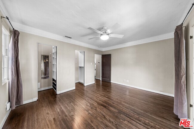 Building Photo - 5918 Canyon Cove