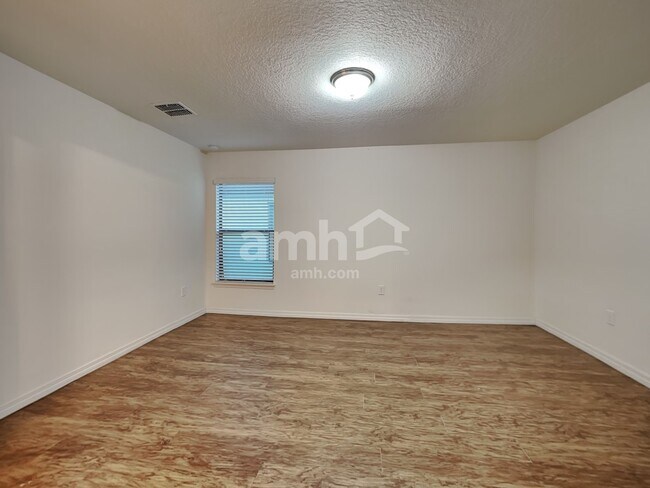 Building Photo - 906 Wynnmere Walk