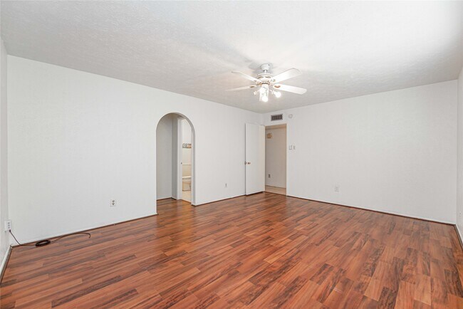 Building Photo - 3803 Cypressdale Dr
