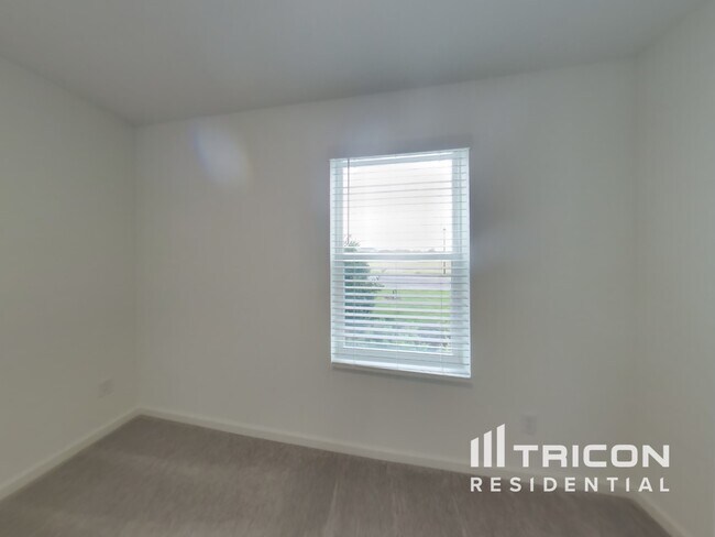 Building Photo - 10746 Lishwood Wy