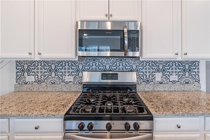 Building Photo - 512 Sausalito Walk