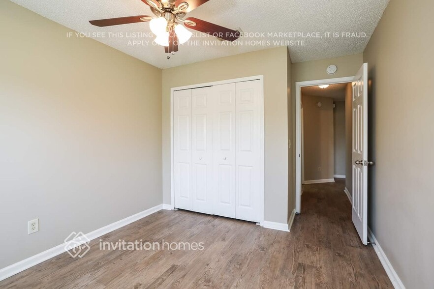 Building Photo - 8460 Branchwater Dr