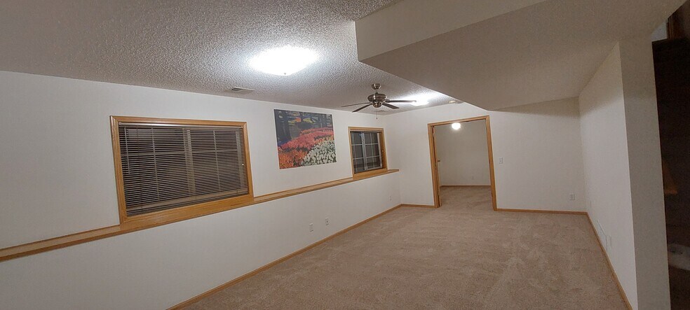 Building Photo - 21354 Idaho Ave