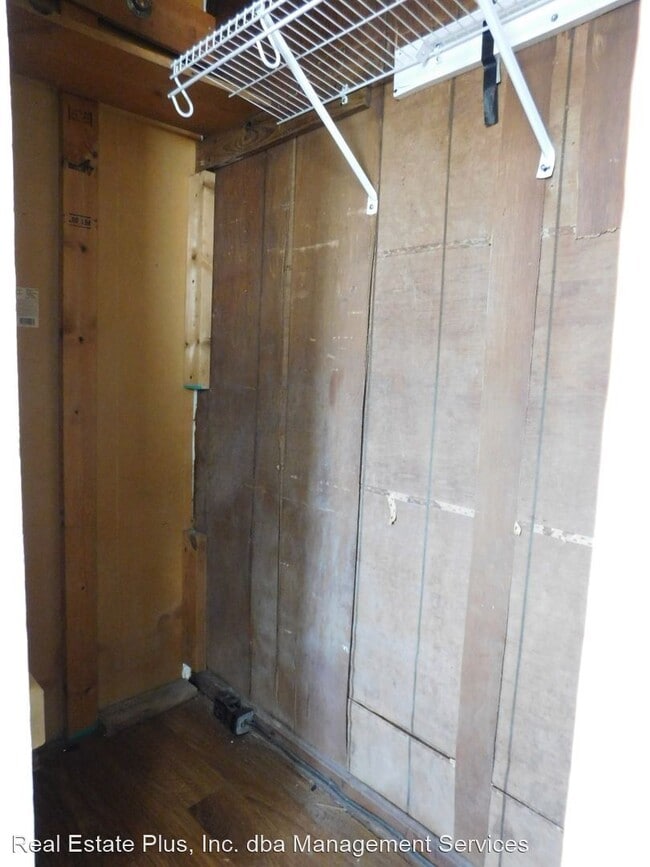 Building Photo - 1 br, 1 bath House - 2208 1/2 Spencer Avenue