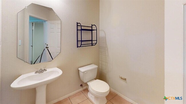 Building Photo - 5200 Lions Gate Ln