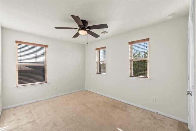 Building Photo - 22403 Auburn Valley Ln