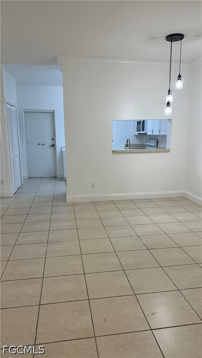 Building Photo - 8484 Bernwood Cove Loop