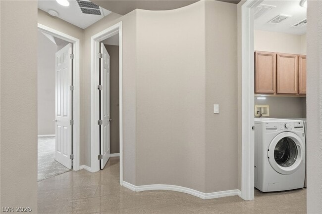 Building Photo - 10344 Shropshire St