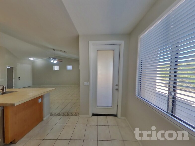 Building Photo - 12566 W Monterey Way