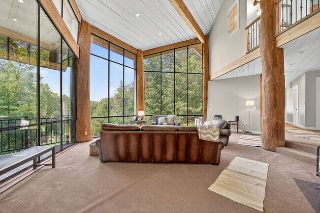 Building Photo - 3005 Lonesome Mountain Rd