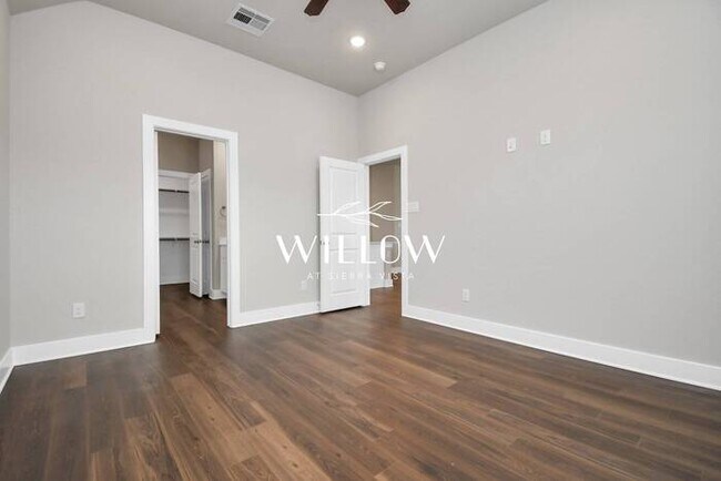 Building Photo - Spacious 4-Bedroom Home in a GREAT Community!