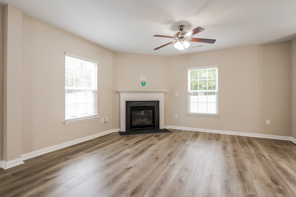 Building Photo - 8012 Spiderlily Ct