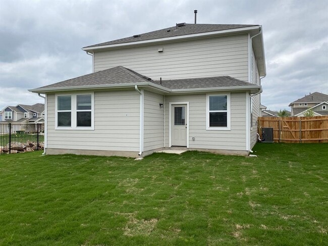 Building Photo - 145 Free Stone Dr