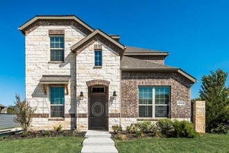 Building Photo - 6013 Wildflower Wy