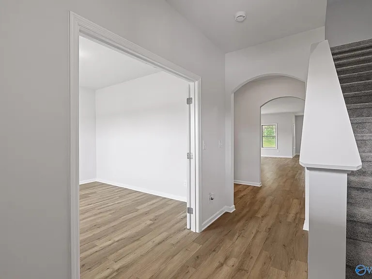 EntryWay - 104 Striker Ln