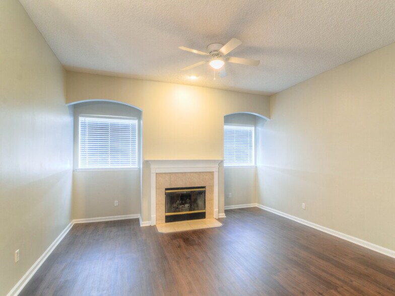 Building Photo - 233 Bell Branch Ln