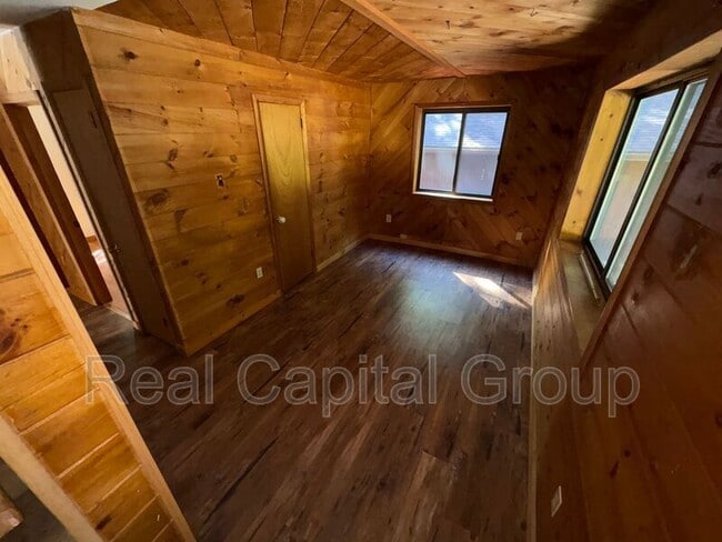 Building Photo - 48 Atwell Rd