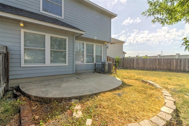 Building Photo - 2851 Southampton Way
