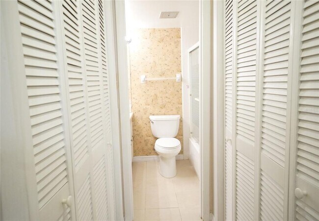 Building Photo - 3325 Bayshore Blvd