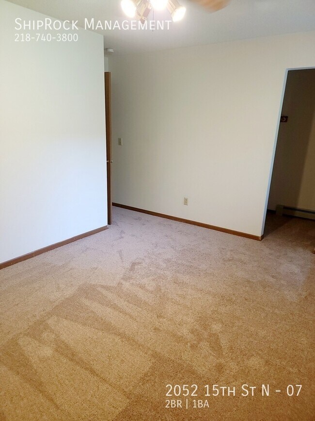 Building Photo - 2052 15th St N