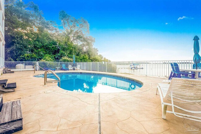 Building Photo - 1409 US-98