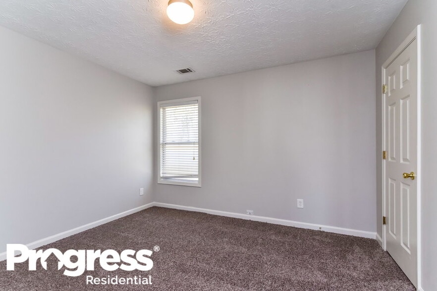 Building Photo - 4229 Annlette Dr NW