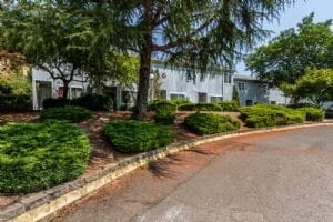 Building Photo - 721 SE Meadowlark Ave