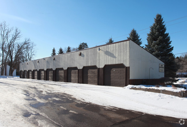 Building Photo - Barr Apartments