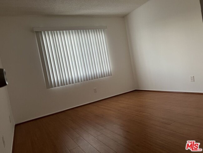 Building Photo - 710 Crenshaw Blvd
