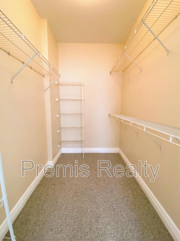Building Photo - 2705 Via Murano