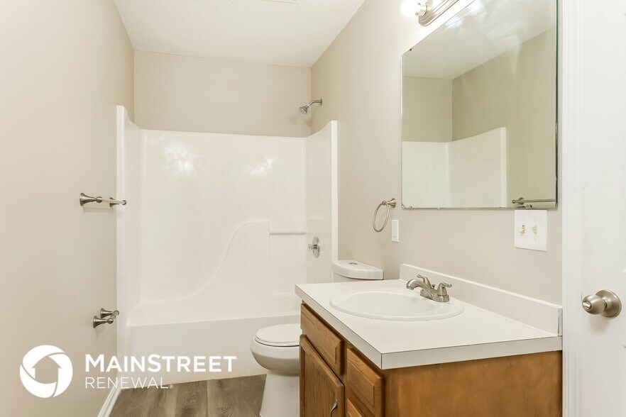 Building Photo - 1750 Falkirk Rd