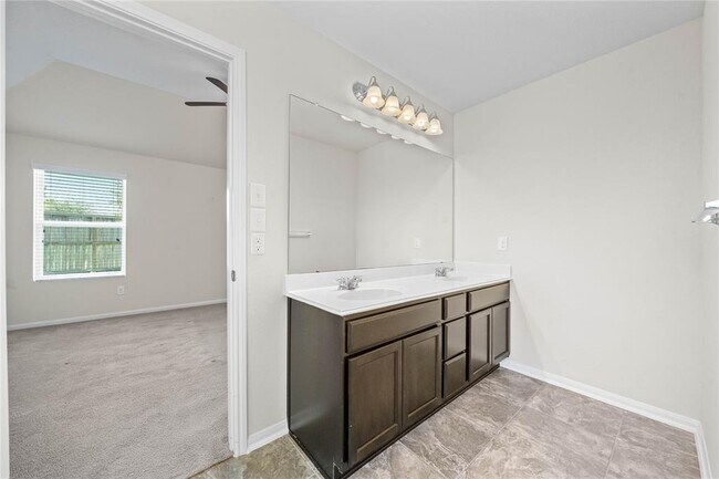 Building Photo - 17907 Acorn Fld Trl