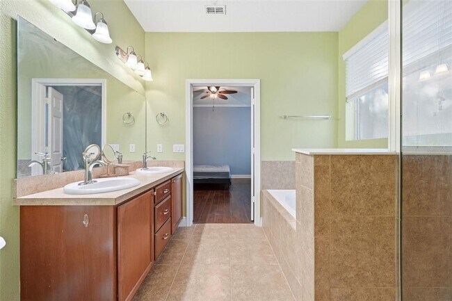 Building Photo - 30235 Cheval St