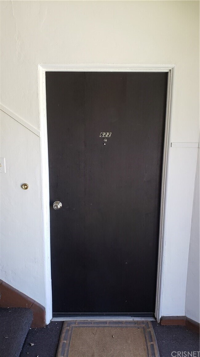 Building Photo - 622 Naranja Dr