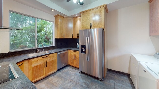 Building Photo - Furnished Ko Olina Fairways - 3 bedroom, 2.5 bath Townhome