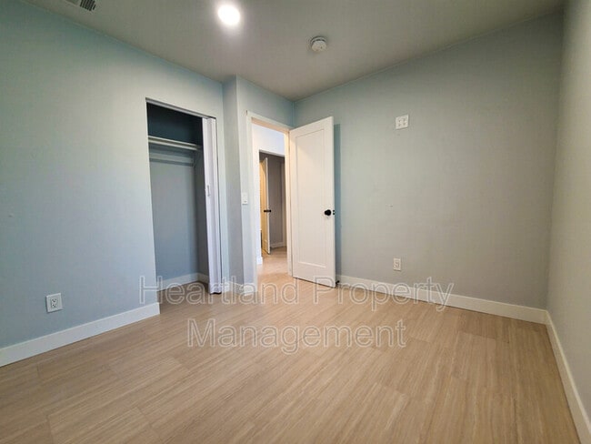 Building Photo - 572 El Cajon Blvd