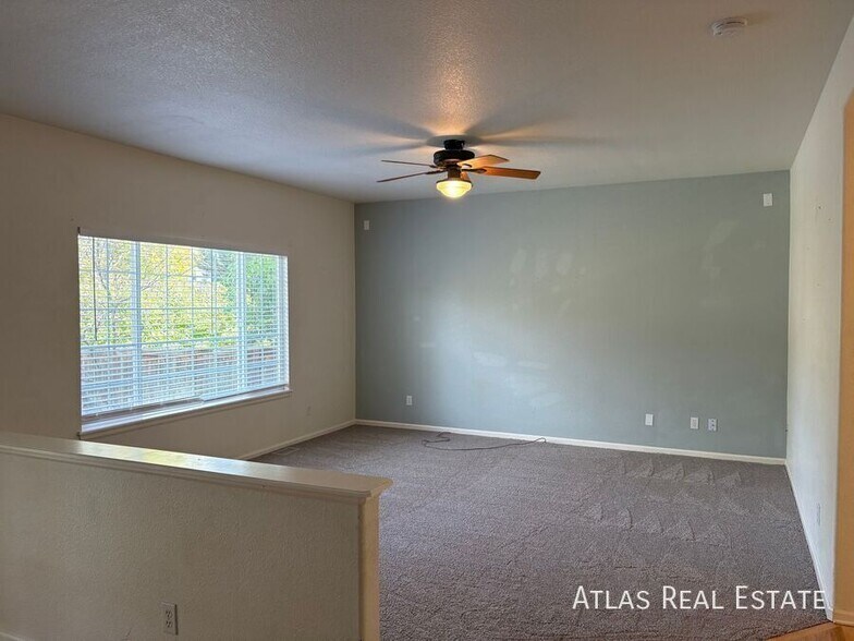 Building Photo - 1071 Thornbury Pl