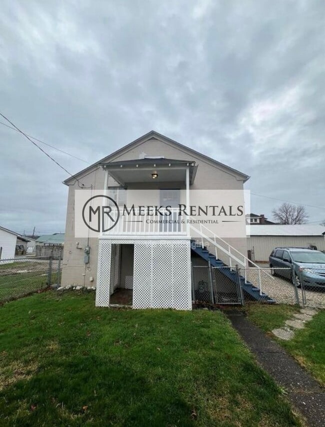 Primary Photo - 944 Florida St