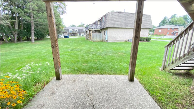 Building Photo - 807 Rainbow Dr