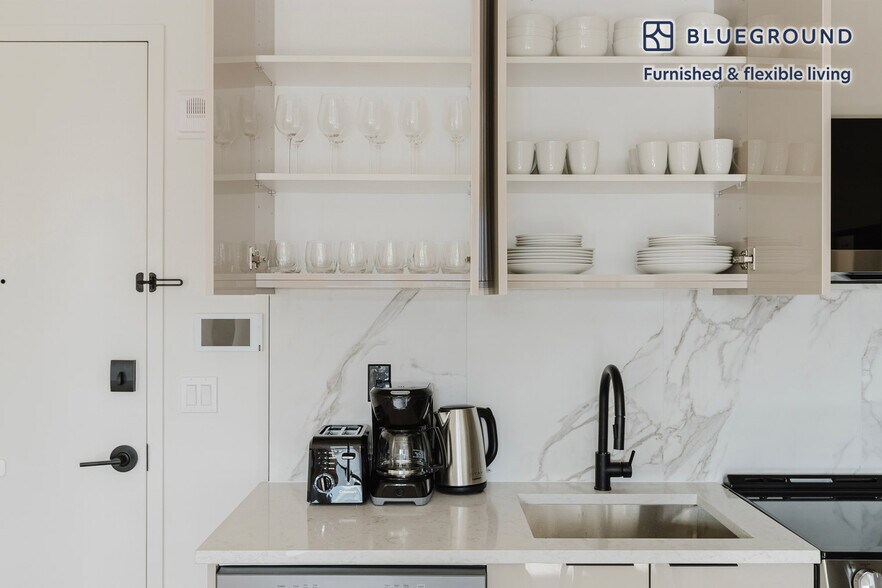 Building Photo - 16 West St